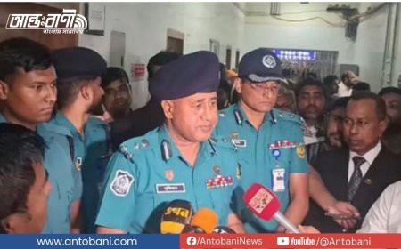 বাসায় ঢুকে বিচারকের ছেলেকে কুপিয়ে হত্যা