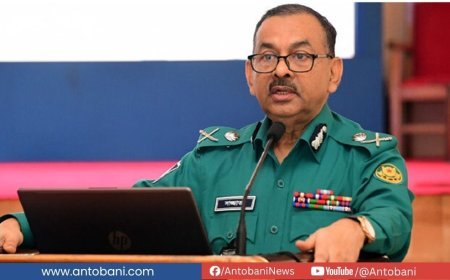 আগুন-ককটেল হামলাকারীদের গুলির নির্দেশ ডিএমপি কমিশনারের